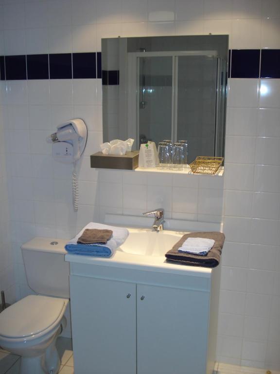 Chambres D'Hotes La Chaumiere Arcy-sur-Cure Rum bild