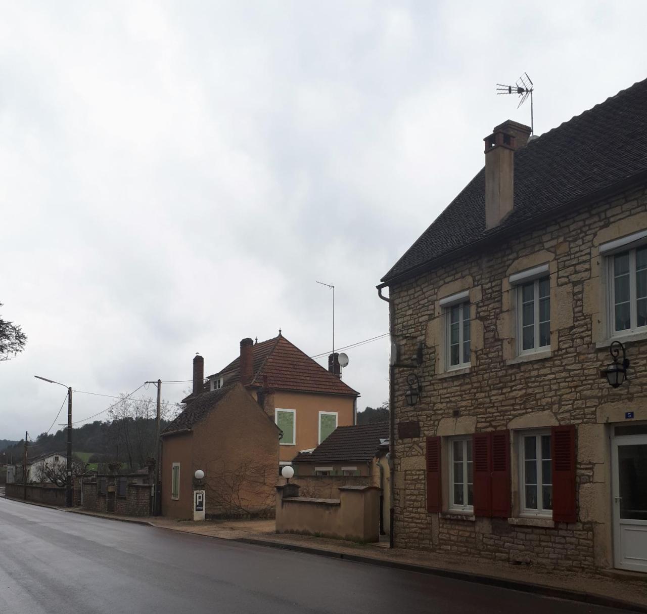 Chambres D'Hotes La Chaumiere Arcy-sur-Cure Exteriör bild