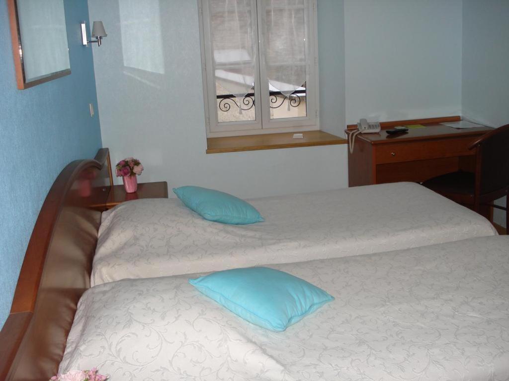 Chambres D'Hotes La Chaumiere Arcy-sur-Cure Exteriör bild